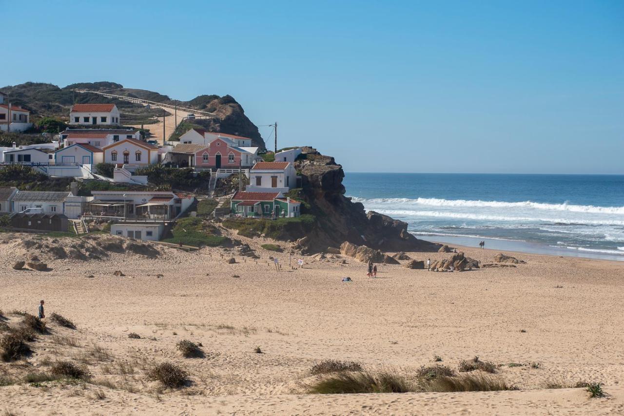 Valley House Aljezur Old Town Eksteriør billede